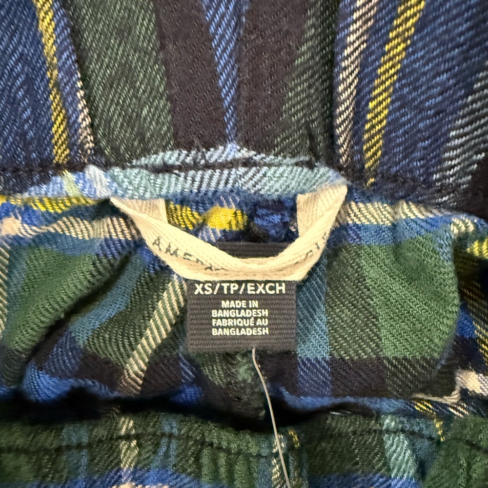American Eagle flannel shorts - Picture 3 of 3